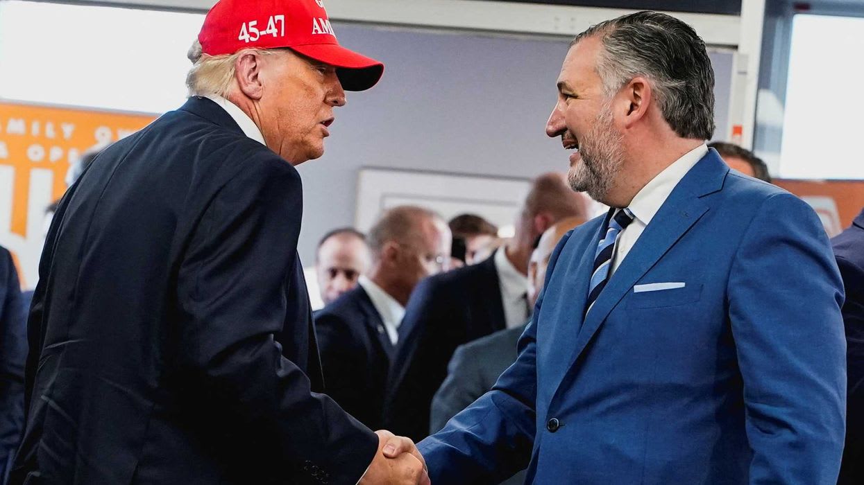 Ted Cruz spotted bailing DC for Florida vacation