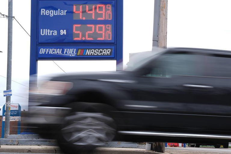 Why are gas prices so high? Devastating map shows prices reach highest ...