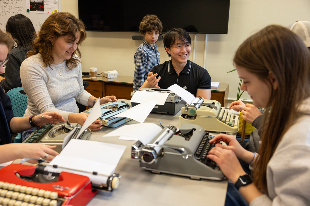 A college instructor turns to typewriters to curb AI-written work and ...