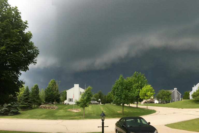 Strong thunderstorms moving through Wisconsin on Tuesday
