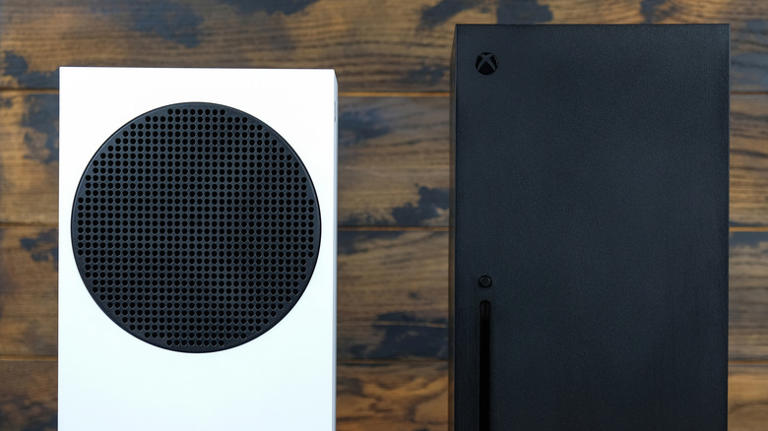 What's the button on the side of your Xbox Series X for?