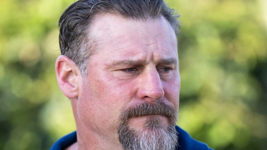 Dan Campbell adds to ongoing Taylor Decker saga with new comment<br>
