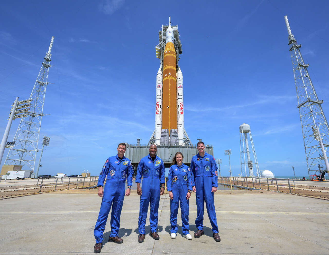Live updates: Artemis II launches as NASA sends astronauts to the moon ...