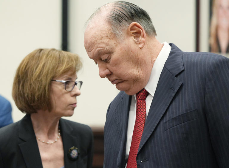 FirstEnergy bribery trial ends in hung jury. State will seek retrial