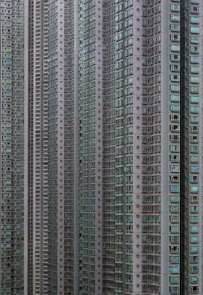 Something Very Dystopian About This: 82 Pictures Of ‘Urban Hell’