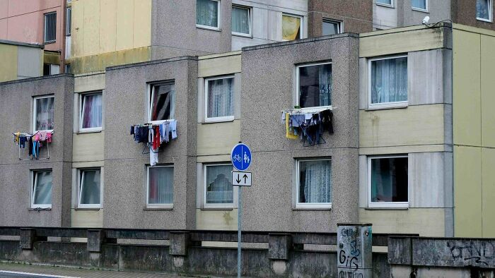 Something Very Dystopian About This: 82 Pictures Of ‘Urban Hell’