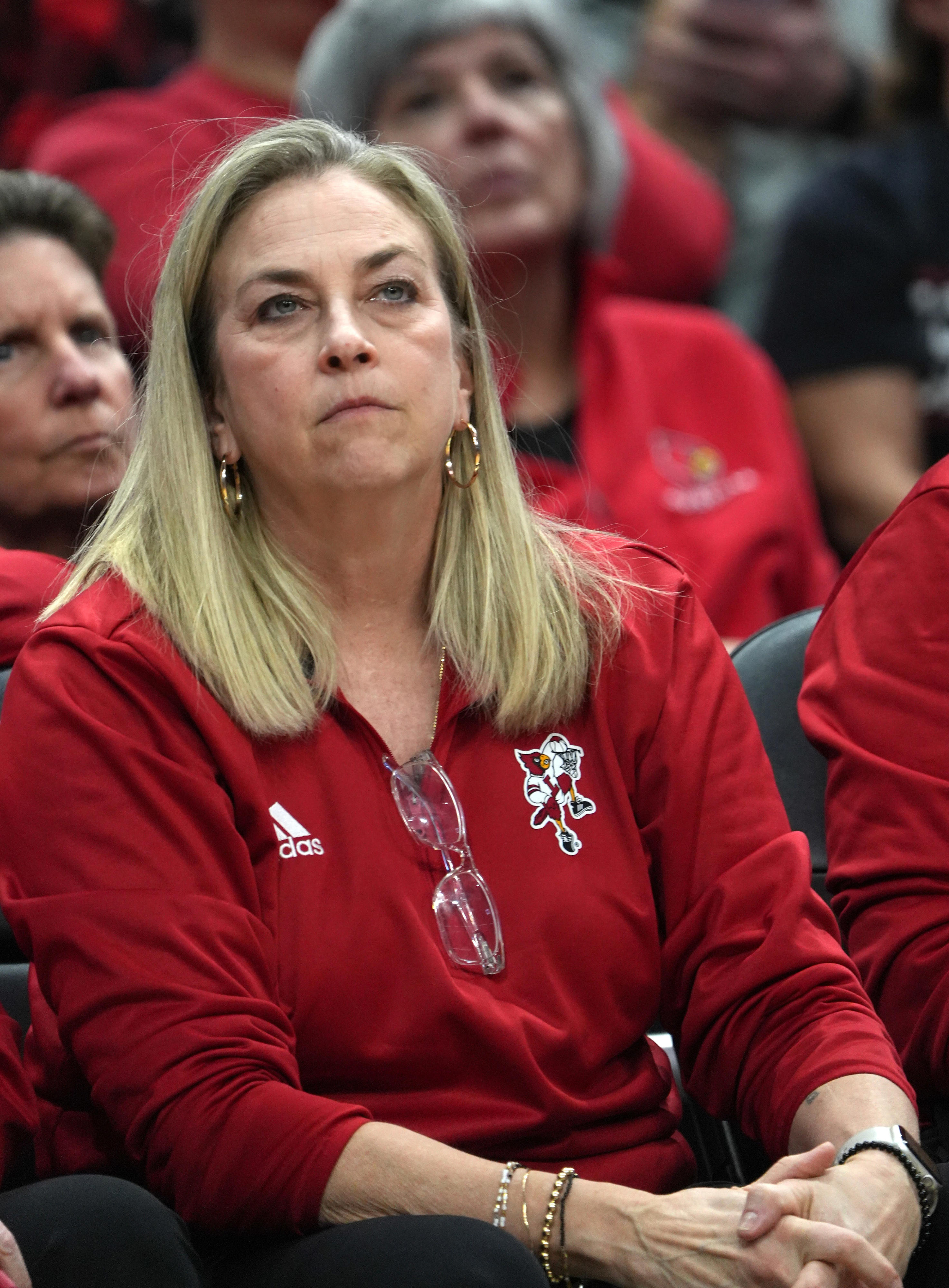 Louisville women's basketball assistant leaving for head coaching role