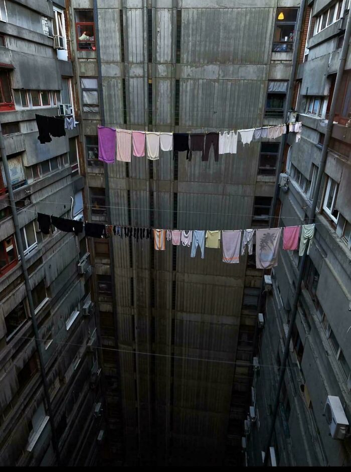 Something Very Dystopian About This: 82 Pictures Of ‘Urban Hell’
