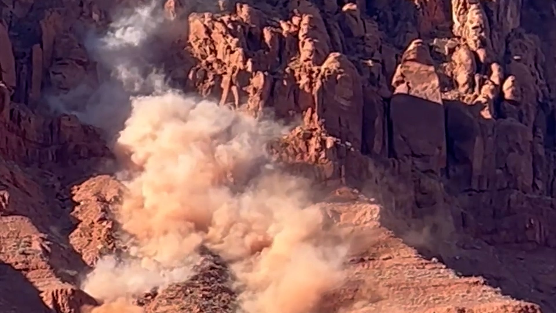 Rockslide rumbles down mountain during wedding