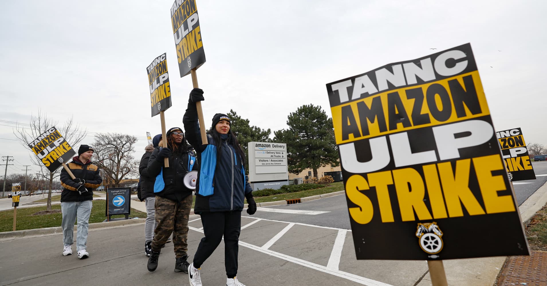 Amazon settles Teamsters case alleging it retaliated against striking workers