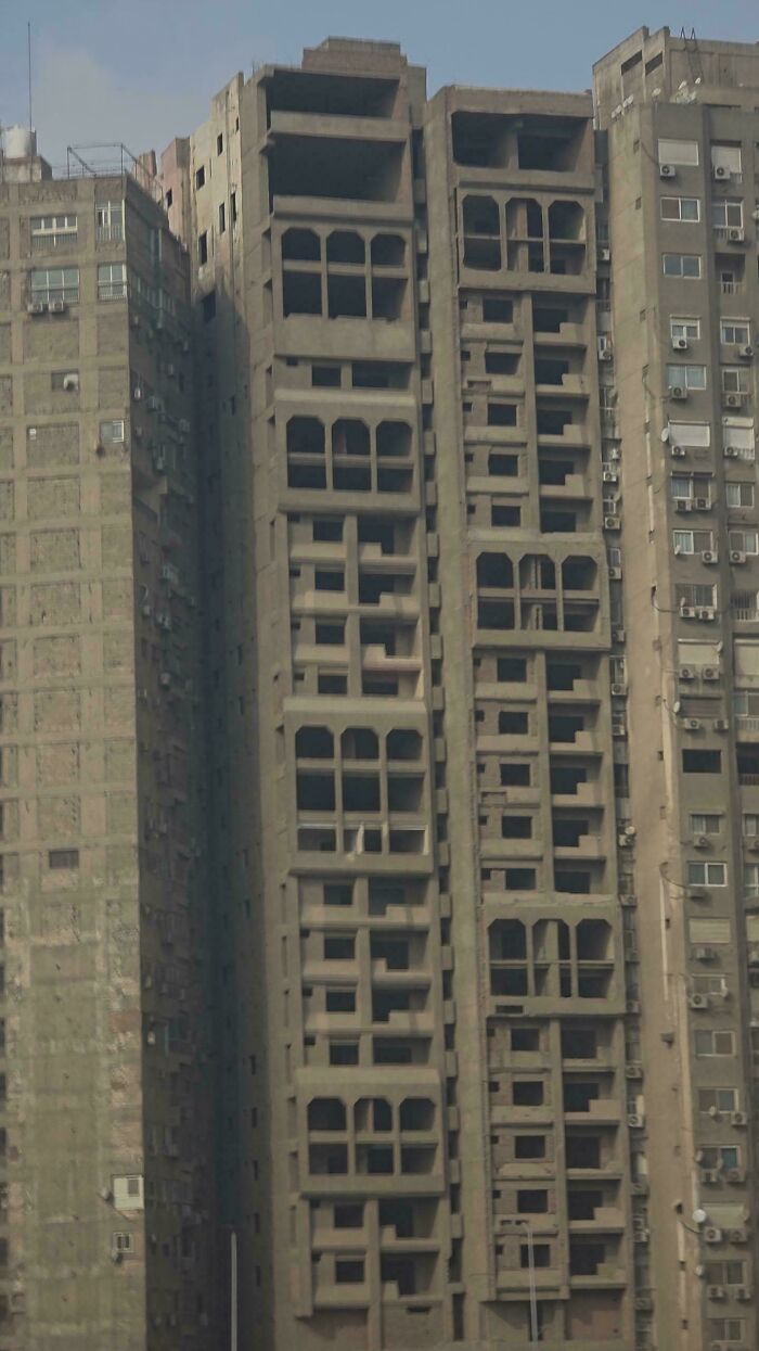 Something Very Dystopian About This: 82 Pictures Of ‘Urban Hell’