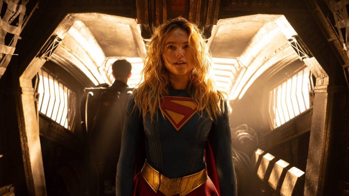 Supergirl busca su lugar en el universo en el nuevo tráiler de su película
