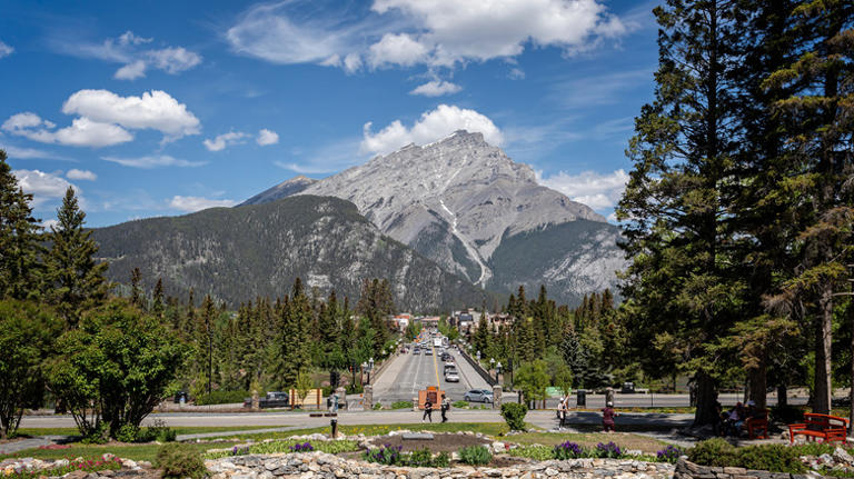 Banff's most breathtaking Cascade Mountain view lies in the heart of ...