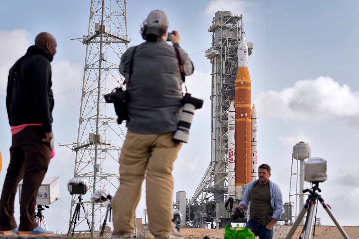 NASA gives up on Artemis II mission ahead of launch day<br><br>