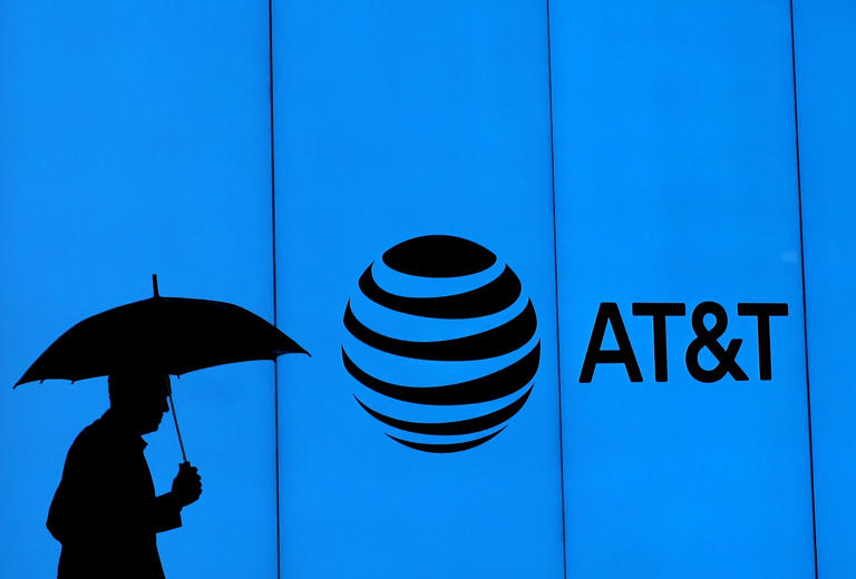 AT&T pledges $2B for emergency cellular network upgrades -- report