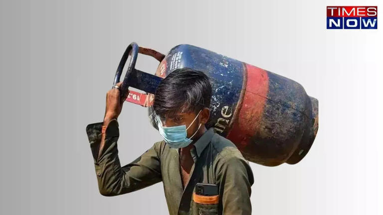 Commercial LPG prices hiked by Rs 195.5, domestic rates unchanged amid ...