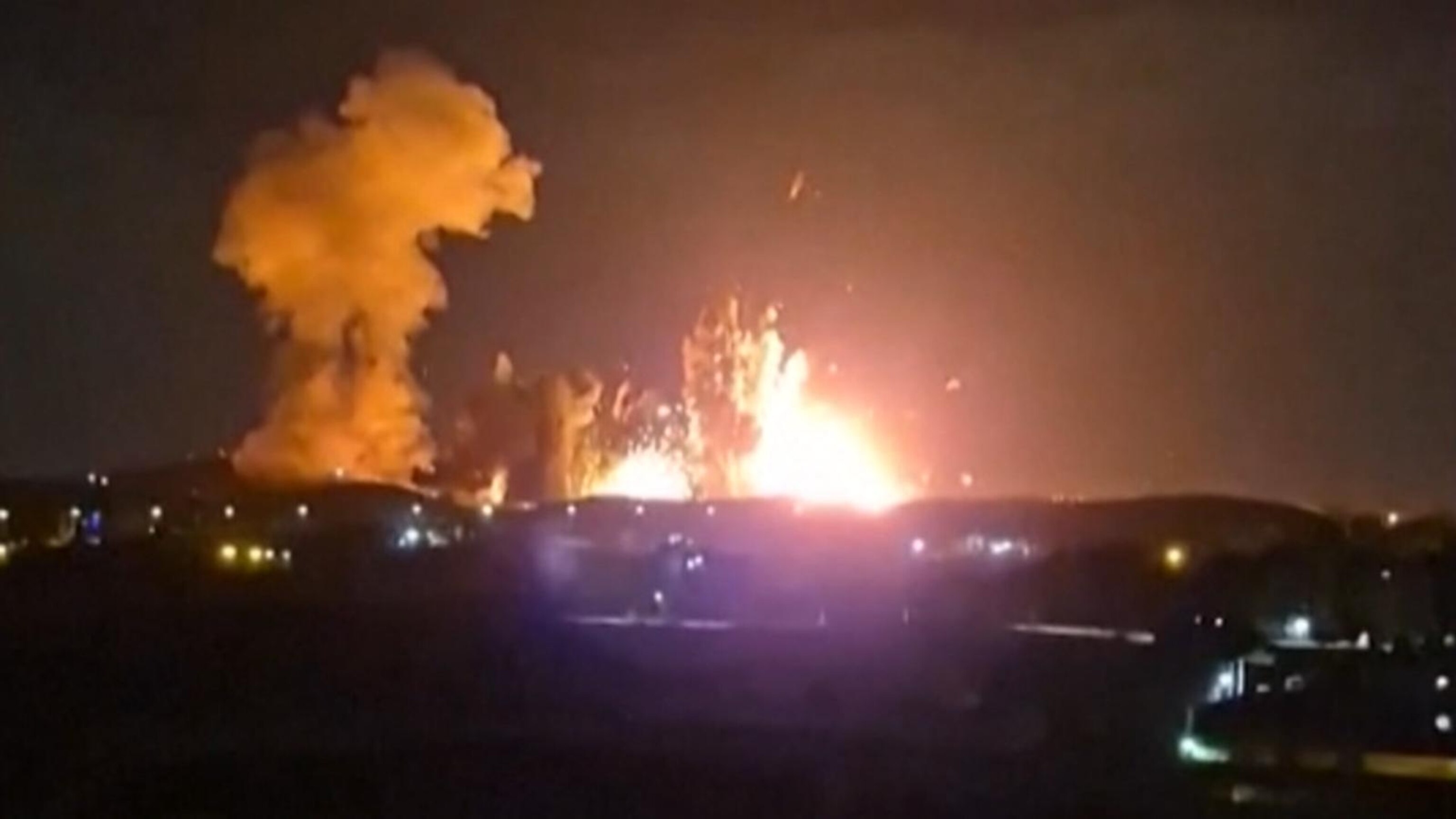 US bombs key Iranian ammo site as 4,500 sailors head to region