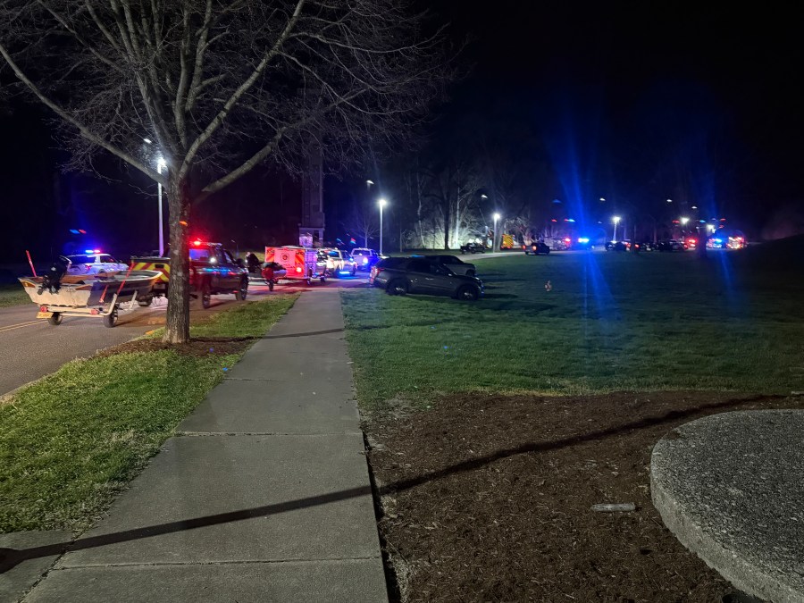Officials searching for 11-year-old girl who went missing in East Fork ...