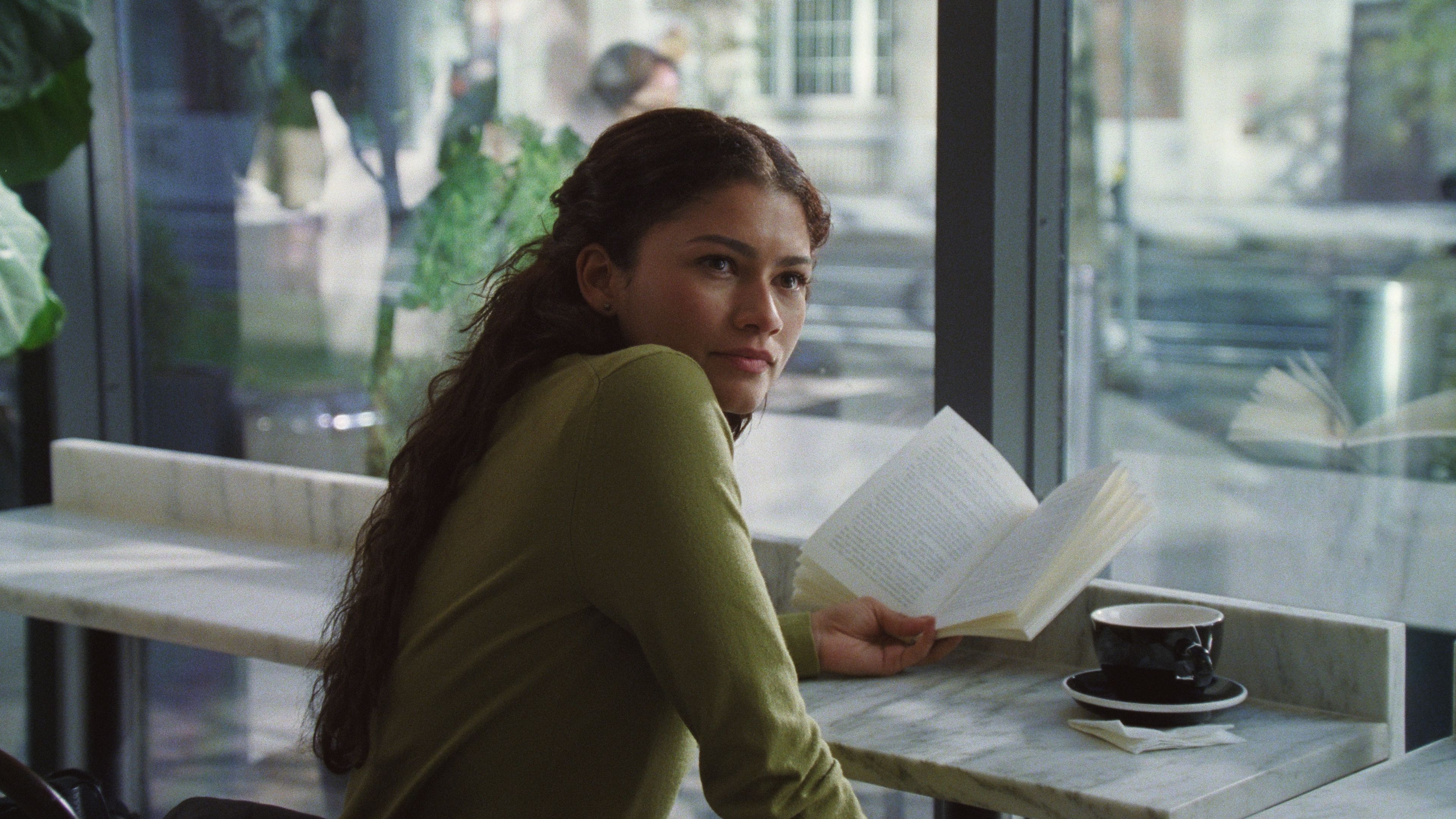 Robert Pattinson & Zendaya's new R-rated movie debuts to stellar Rotten ...