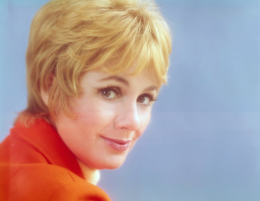 Award-winning actress, who became a '60s legend, turns 92