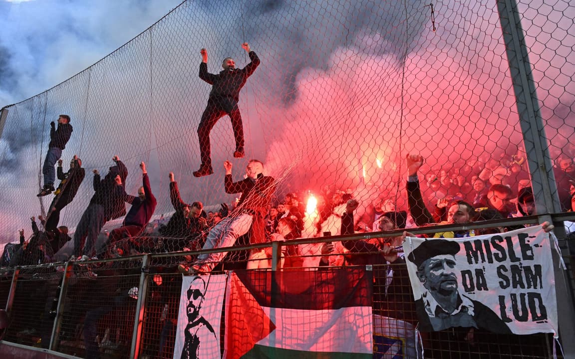 Veja como os italianos reagiram à queda da Itália na repescagem da Copa ...