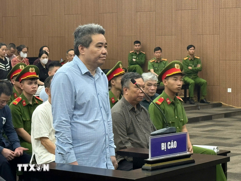 Cựu Thứ trưởng Bộ Nông nghiệp và Phát triển nông thôn bị đề nghị từ 4-5 năm tù