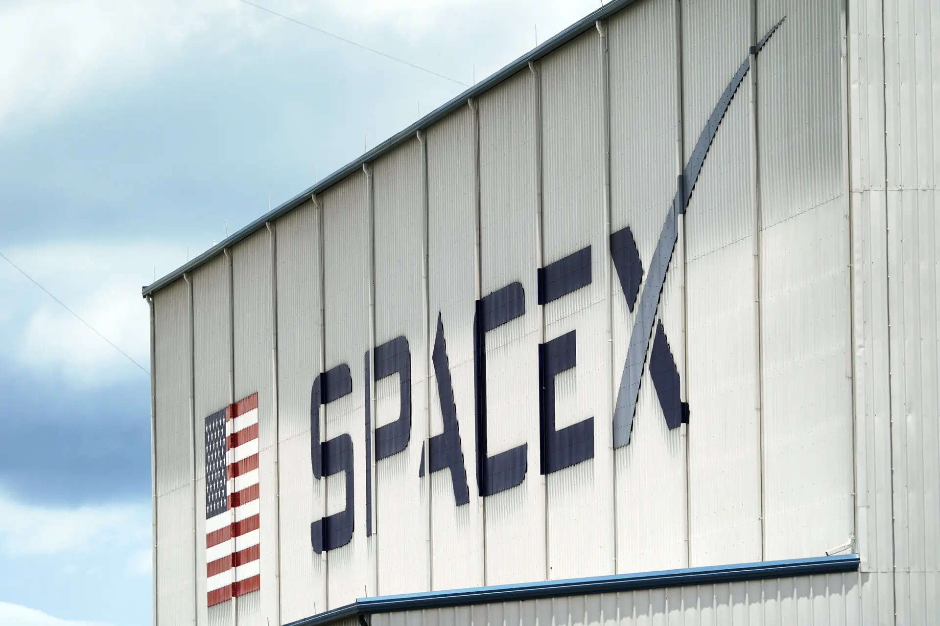 US stock market | SpaceX lines up 21 banks for mega IPO, code-named ...