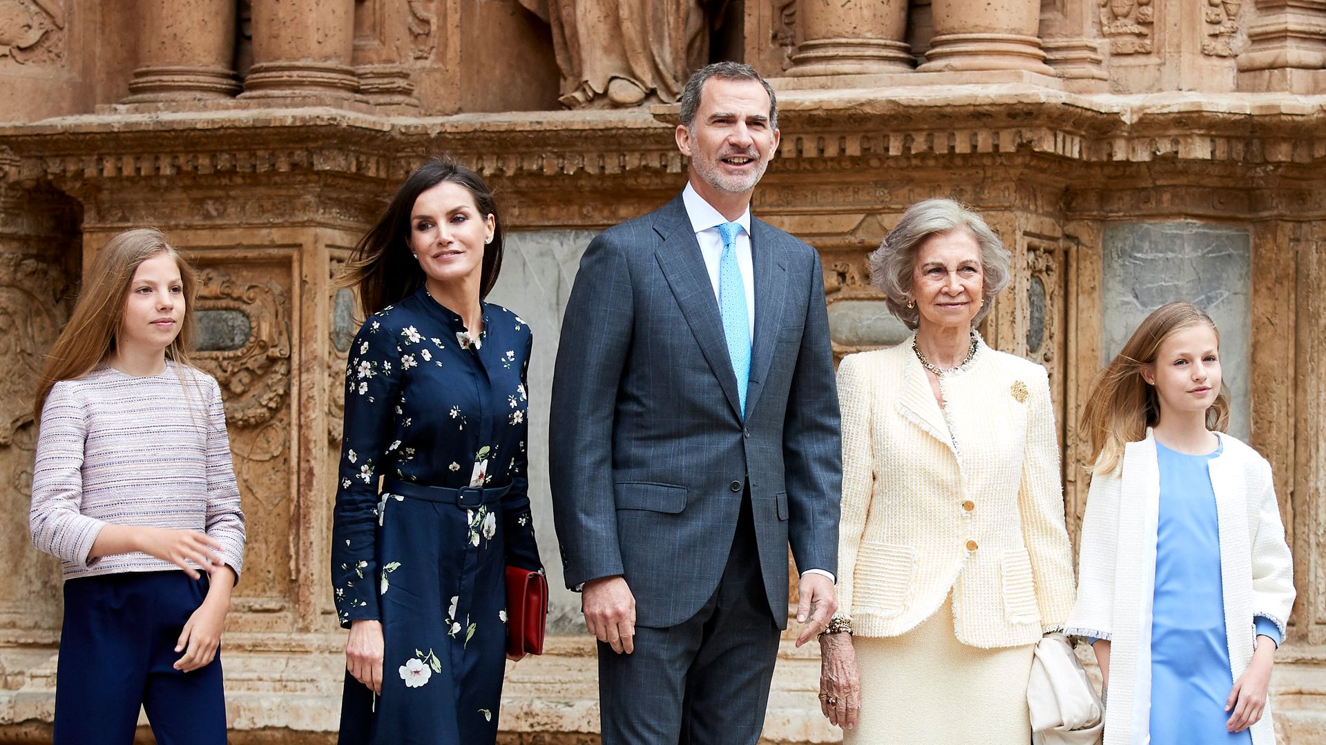 La Reina Letizia, en Semana Santa: analizamos sus mejores looks por la ...