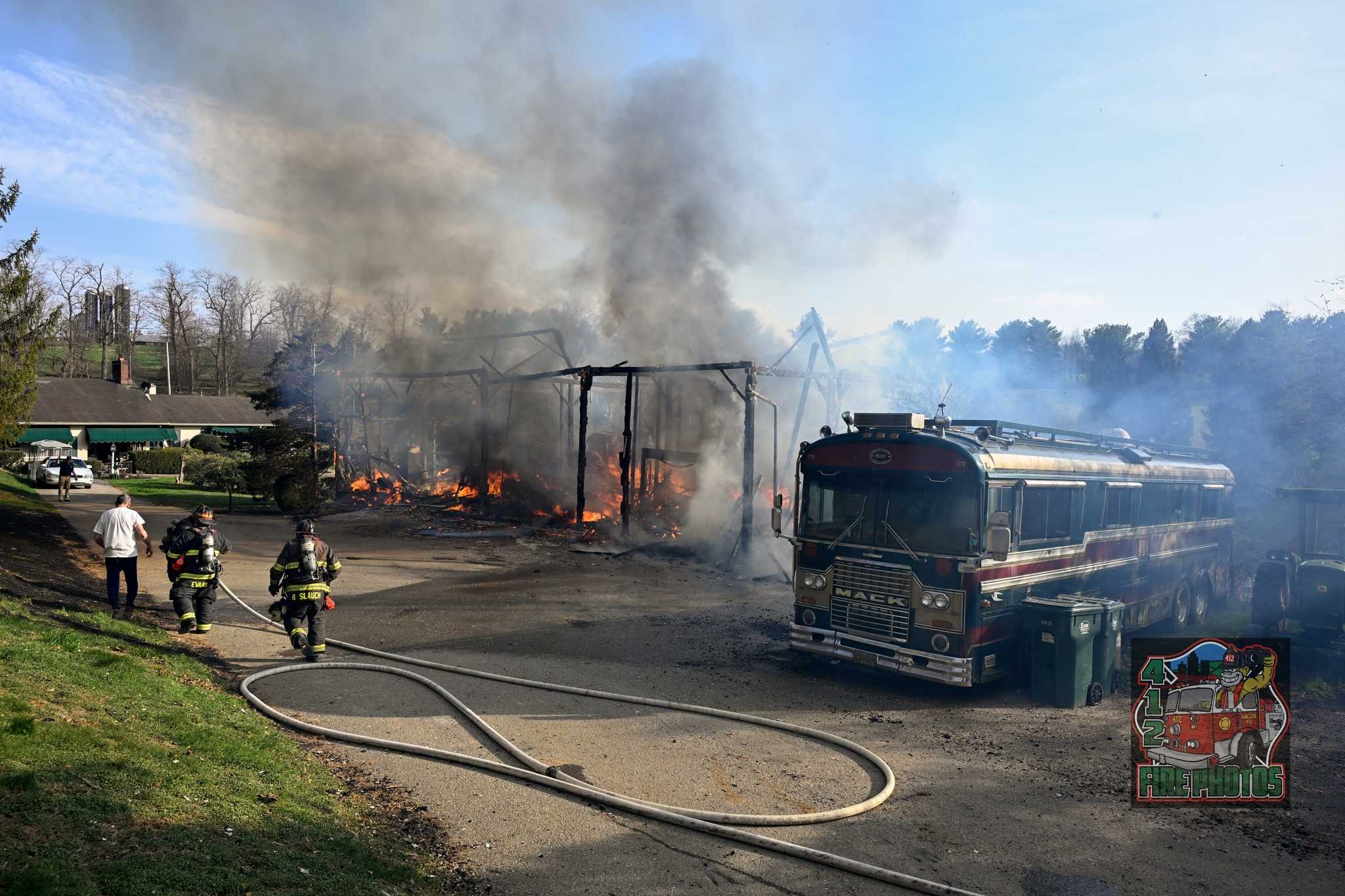 Crews battle barn fire in Lancaster County