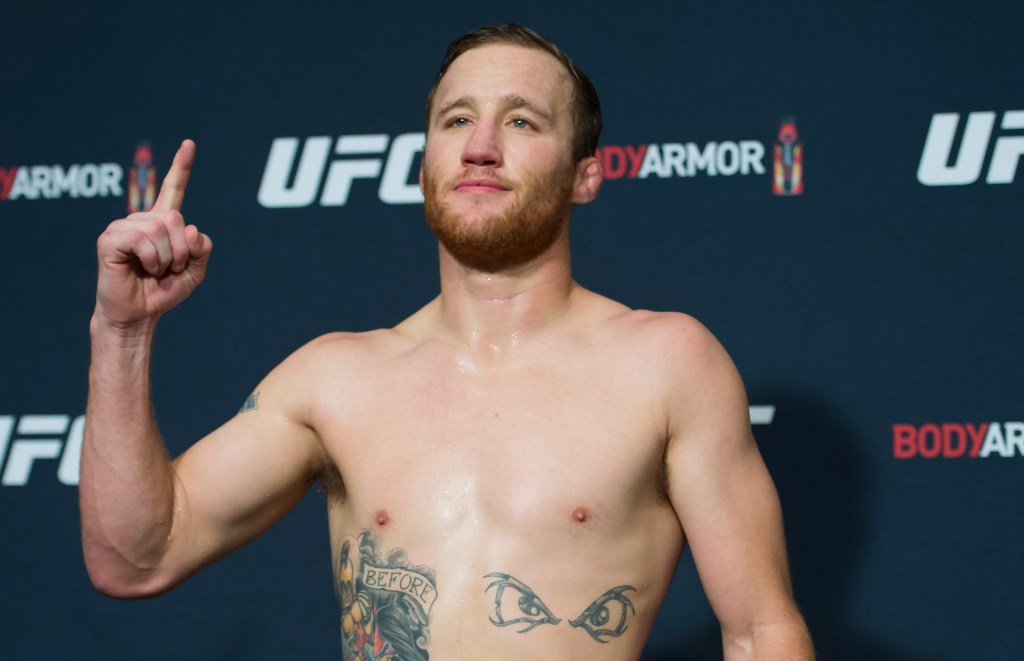 Inside look at FBI recruits training with UFC fighters in combat seminar