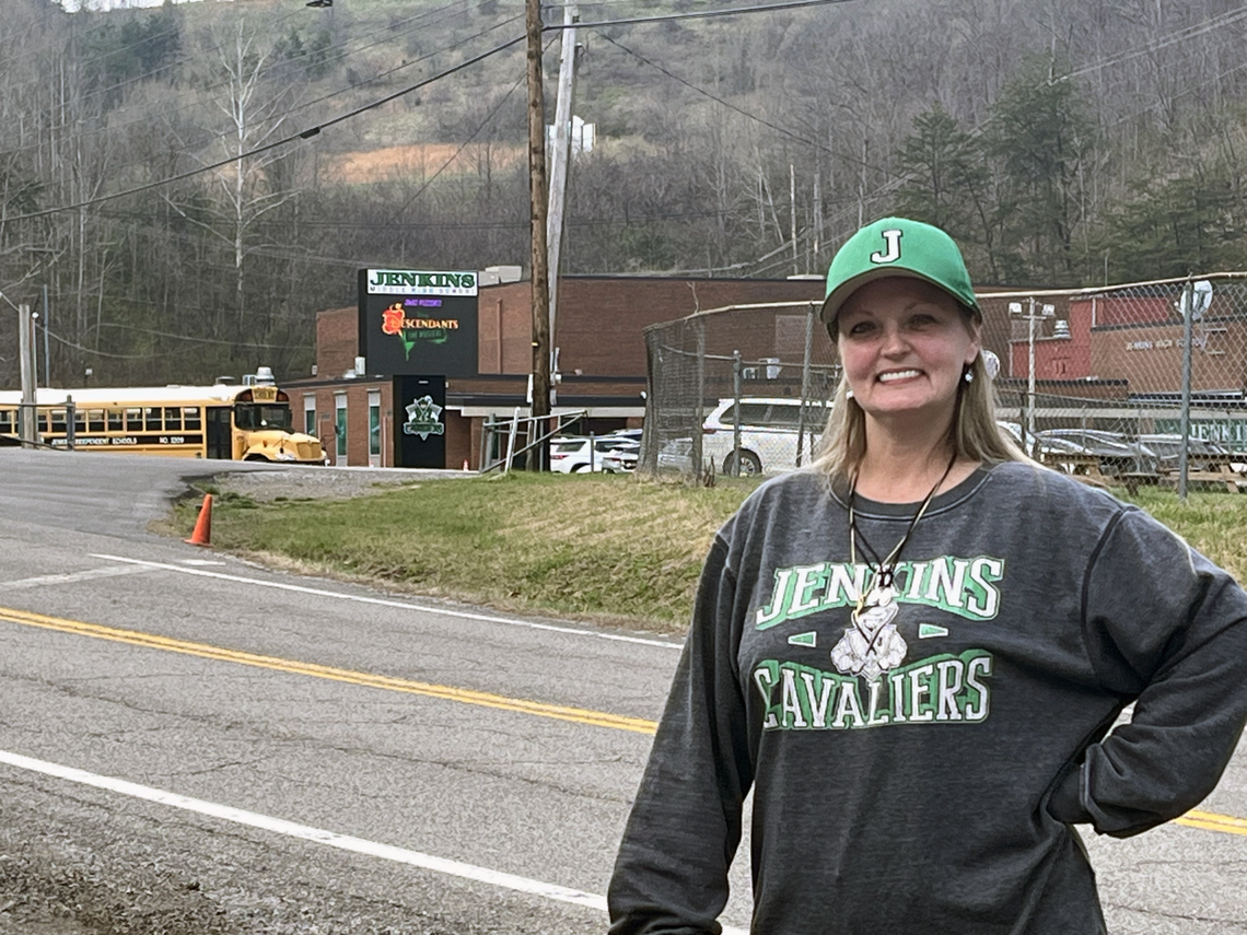 KY woman banned from her kids