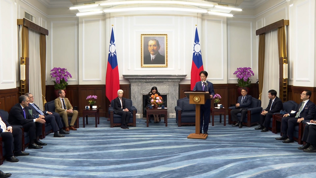 European Parliament delegations make parallel visits to China, Taiwan