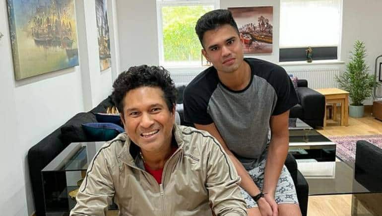 Image for Arjun Tendulkar wishes father Sachin Tendulkar happy birthday but snubs cake - watch