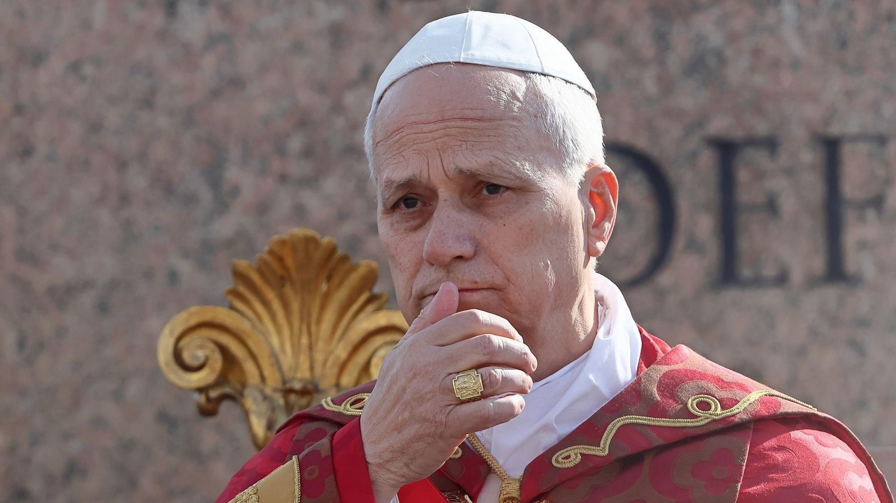 Pope criticizes invoking God to legitimize war