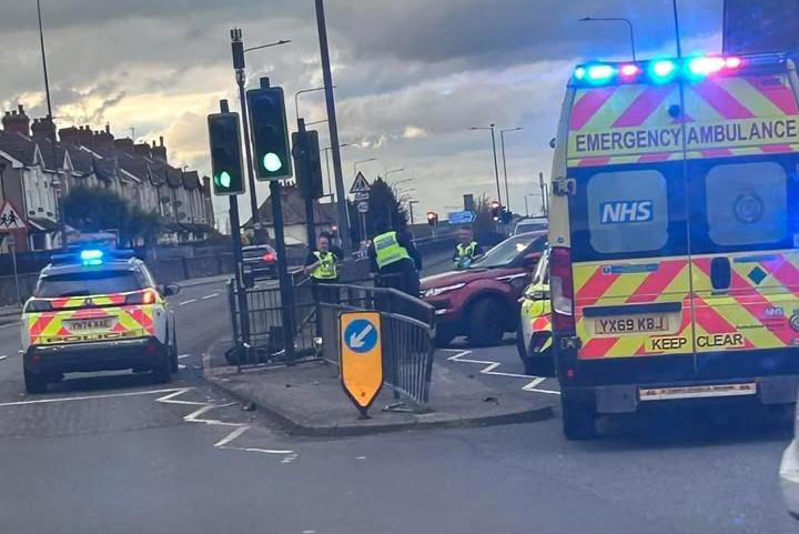 Major Doncaster road closed after car crashed into street light