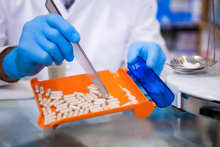 Pharmacist fined for dispensing antipsychotic medication dosage 10 ...