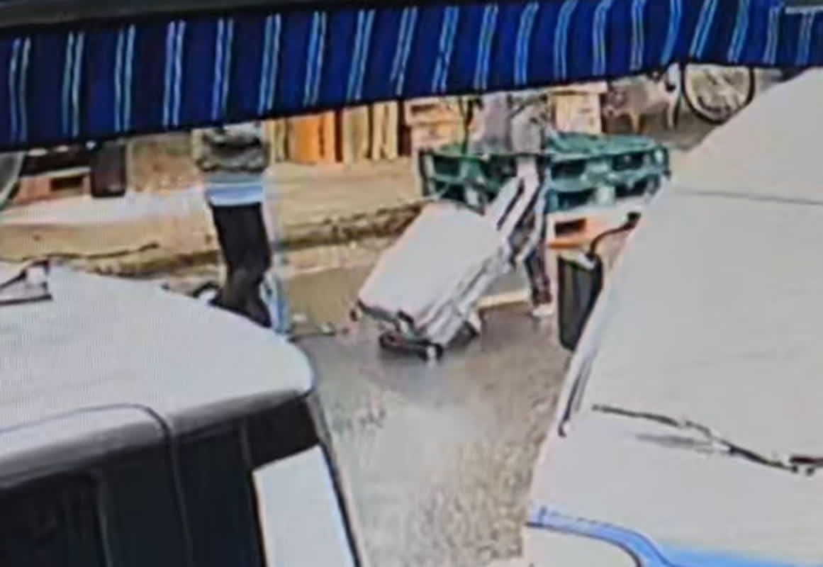 대구 캐리어 시신 사건 존속살해 충격, 국민의힘 충북지사 공천 파행, 서울서 아내를 살해한 뒤 시신 유기하려던 60대남 경찰에 체포