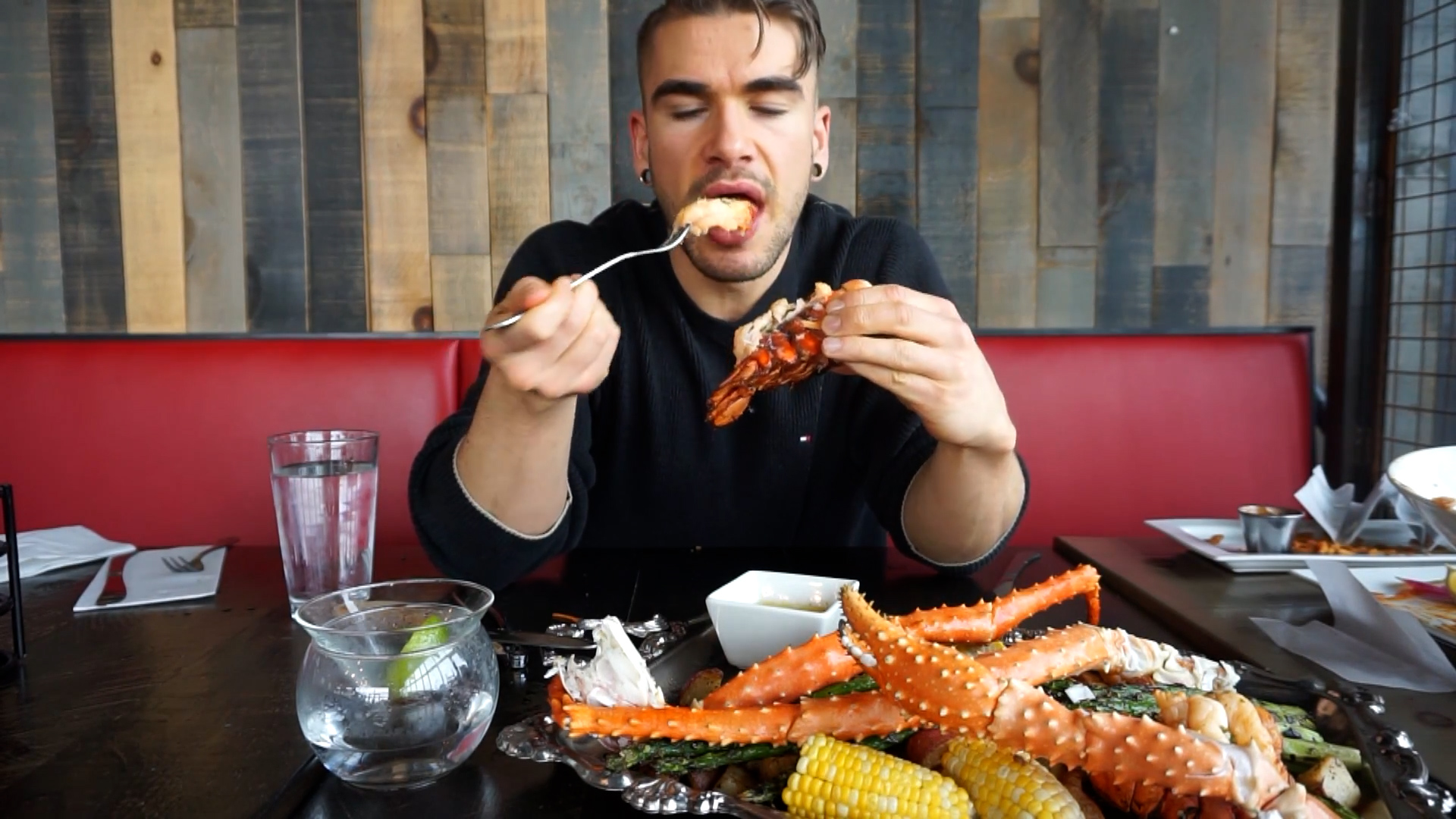 Man takes on huge seafood challenge featuring king crab, steak and lobster
