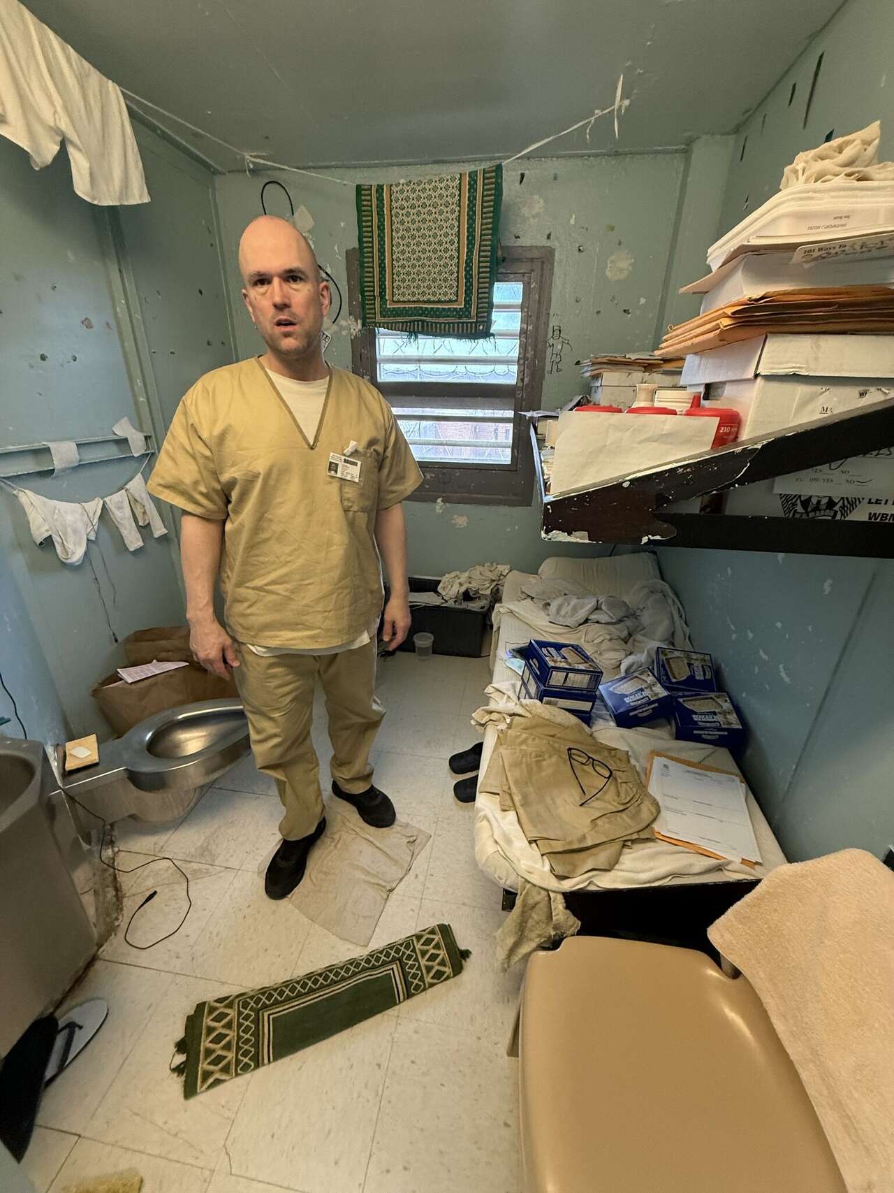 Inside Connecticut prisons, people wait years for medical care, records ...
