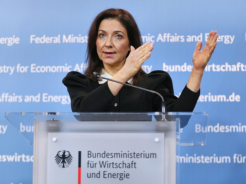 Reiche fordert 
