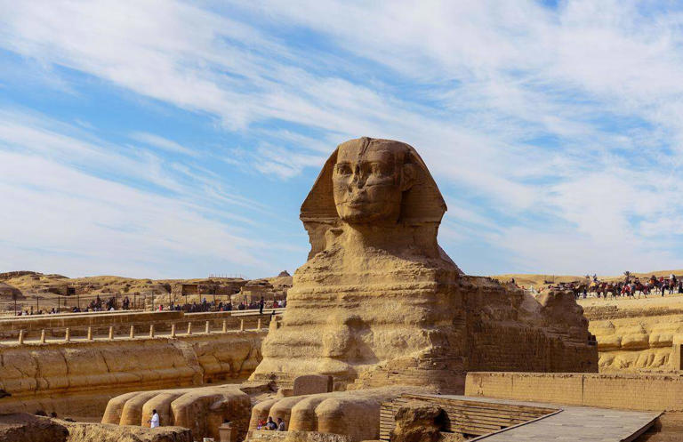 Viral claims of a second buried Sphinx at Giza are false ...