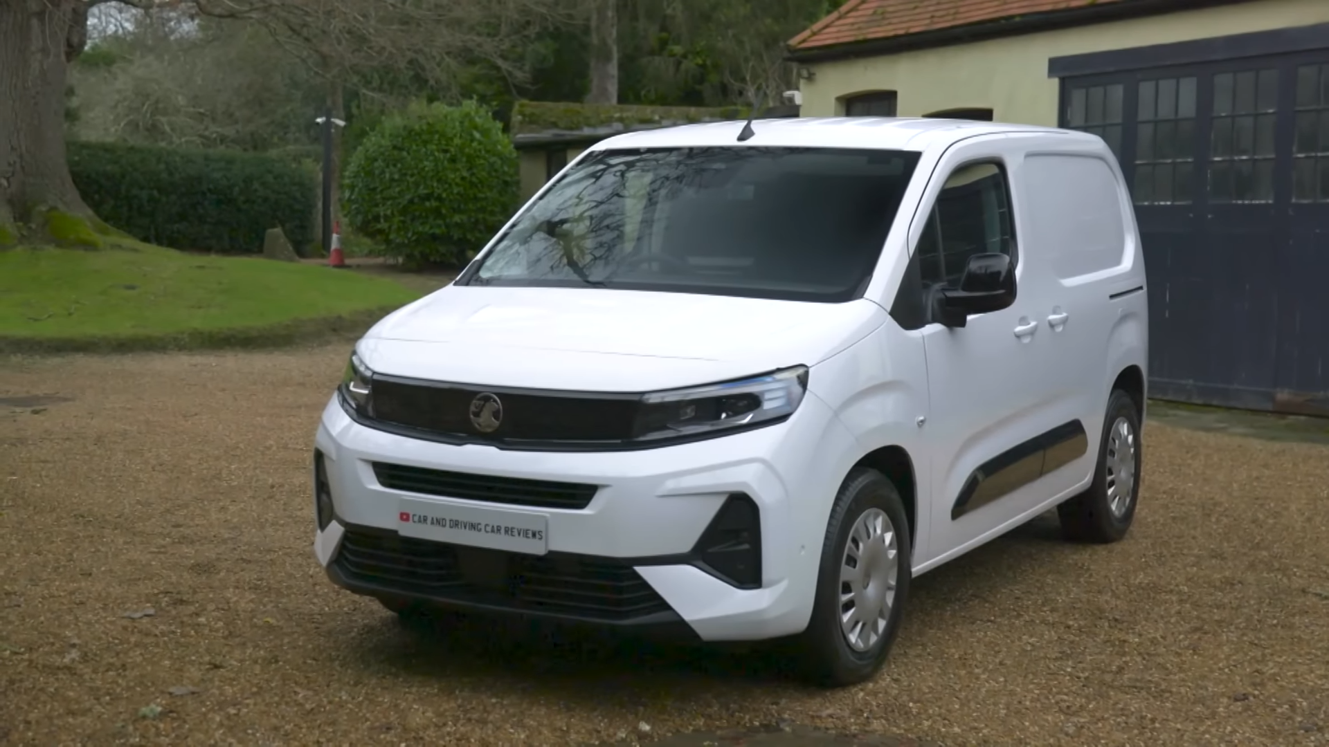 This $25,000 Vauxhall van could save your business thousands