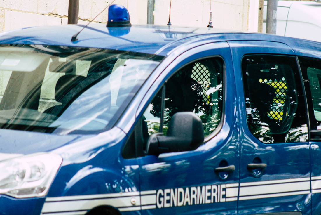 On lui vole sa voiture pour... faire un rodéo