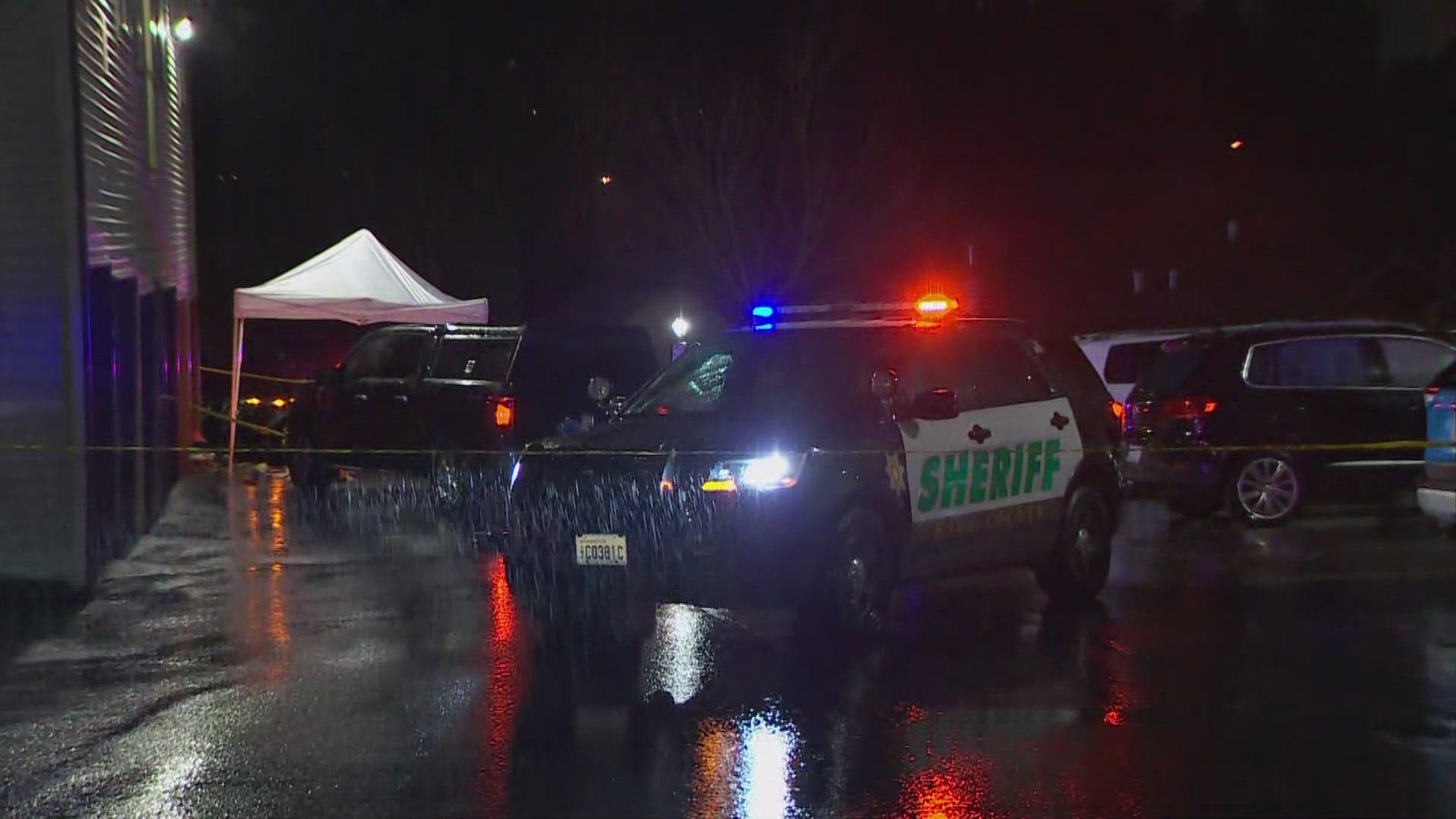 Breaking: Deadly shooting at apartment complex in Skyway