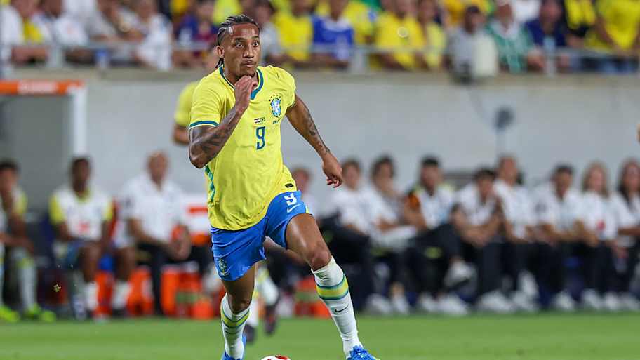 João Pedro não foi bem nos dois jogos | Roger Wimmer/ISI Photos/GettyImages