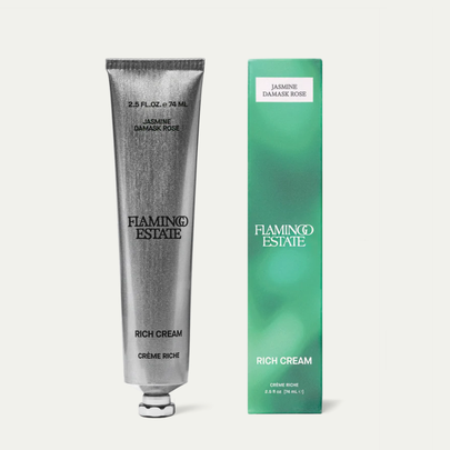 A deliciously scented and deeply nourishing hand cream
