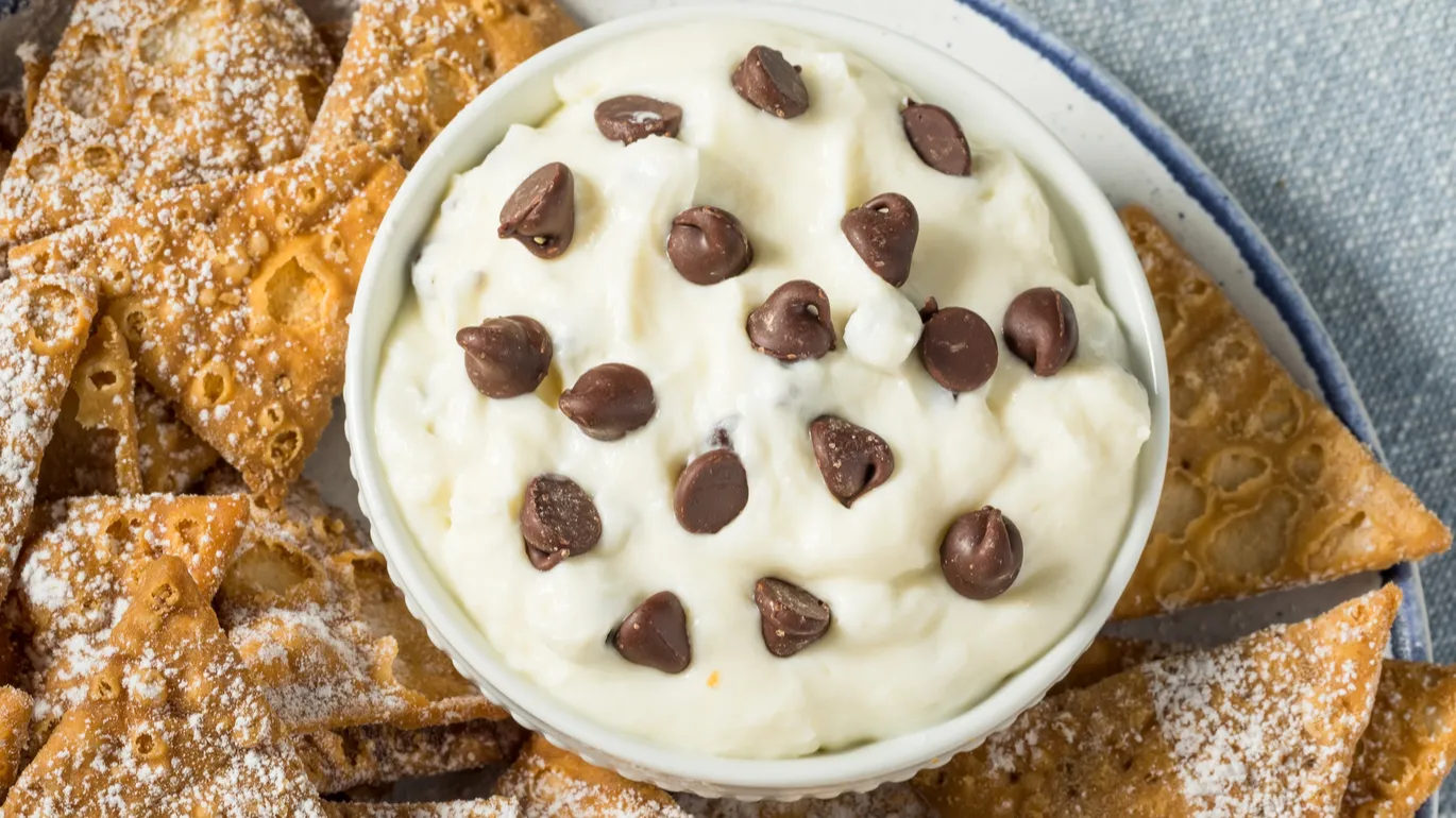 This cannoli dip is turning into a must-have for spring get-togethers
