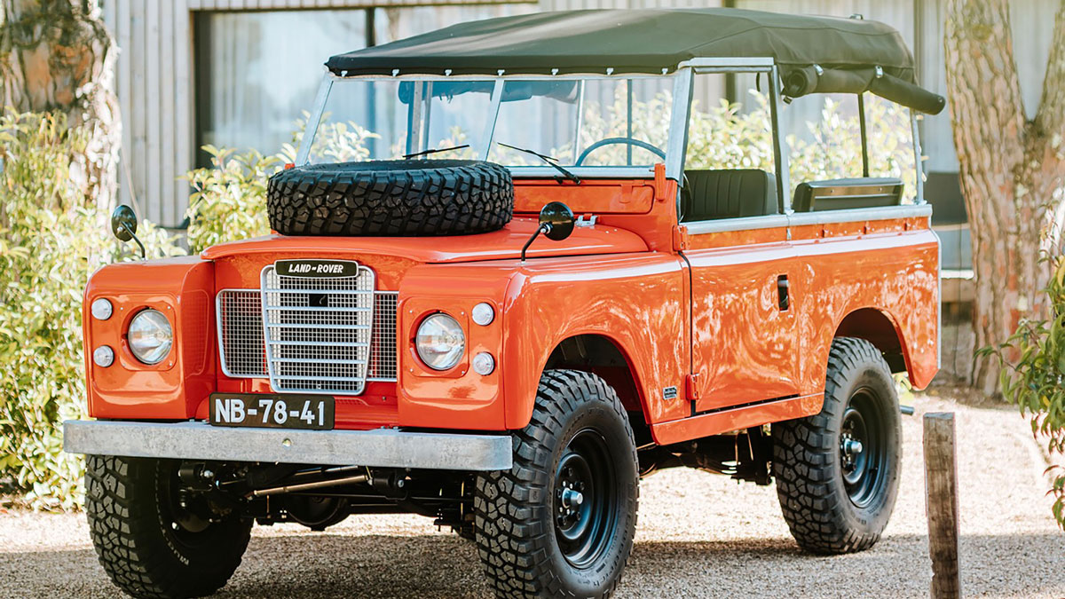 Coolnvintage Land Rover restomods in photos