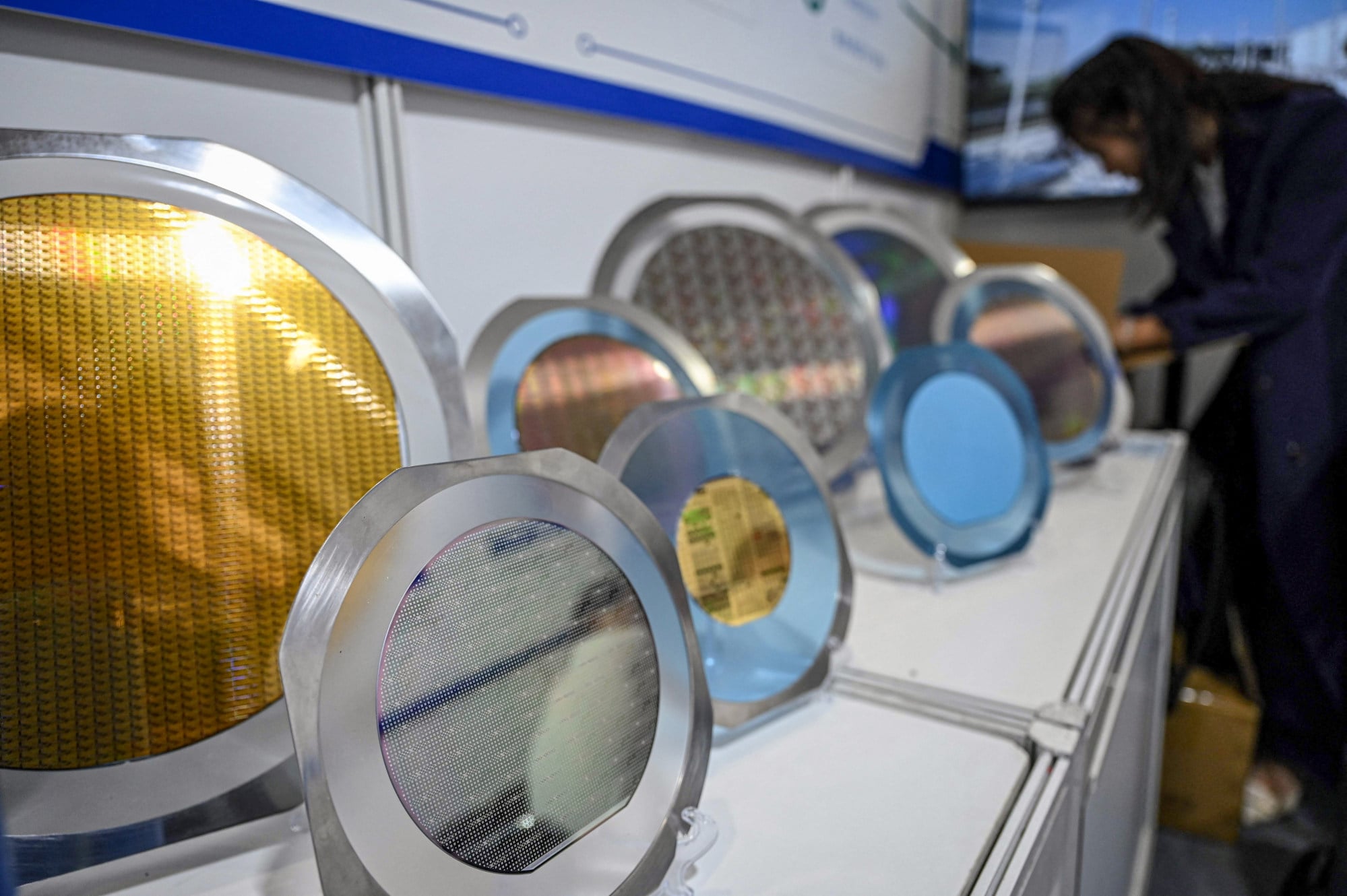 China’s Nexchip files for Hong Kong listing as chip expansion race heats up