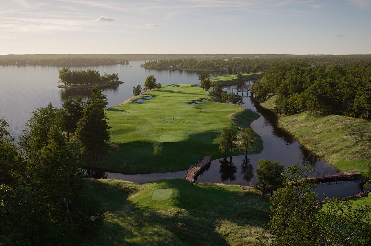 New private golf club in Texas sits on former lakeshore mining site<br><br>